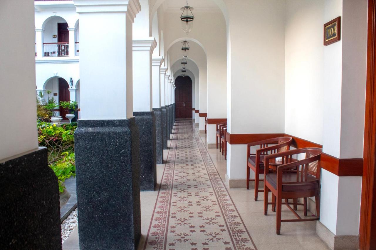 Daroessalam Syariah Heritage Hotel 岩望 外观 照片