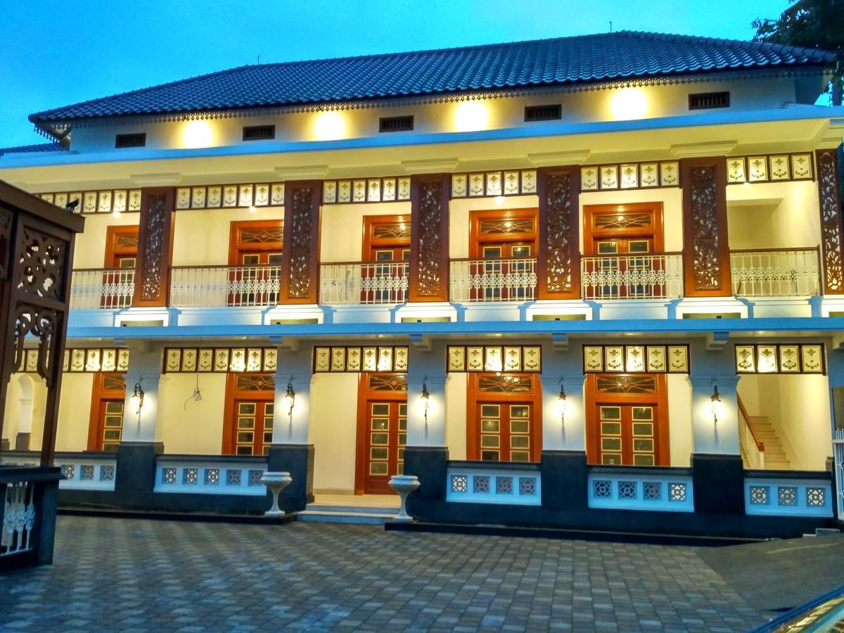 Daroessalam Syariah Heritage Hotel 岩望 外观 照片